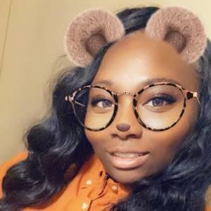 Meet your Posher, Lashay